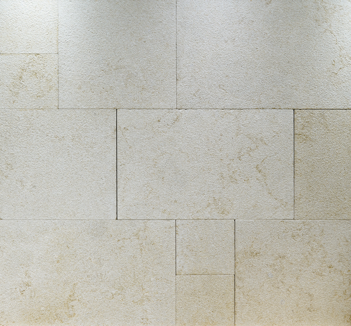 CONCRETE & NATURAL STONE PAVER POOL DECKS